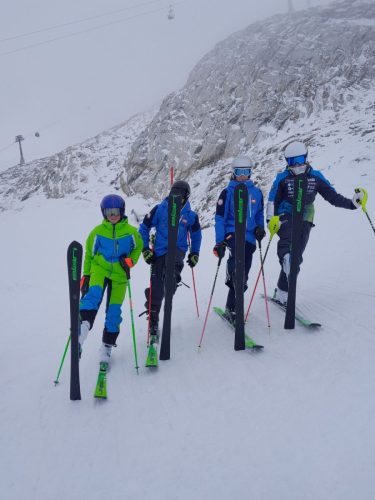 Hintertux 06 10 25